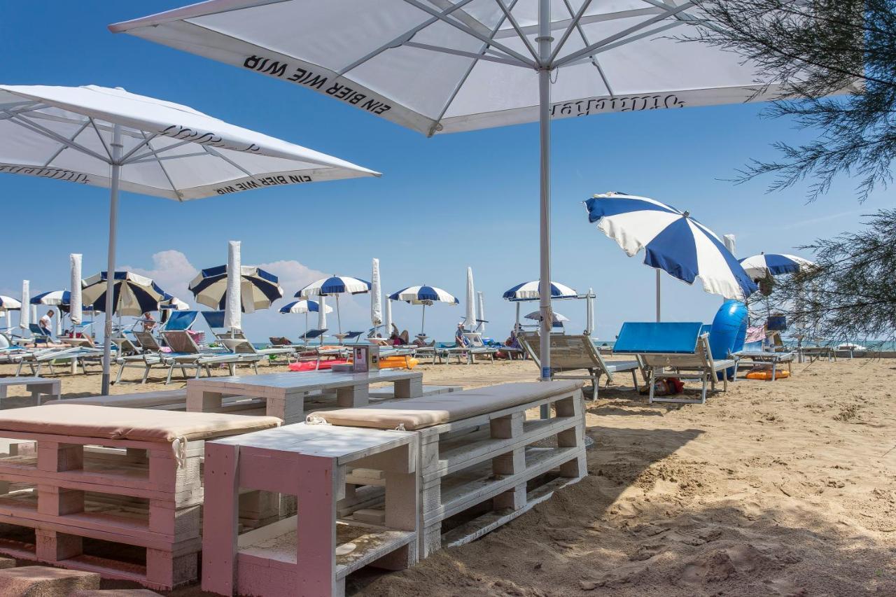 Апартаменты Pioppi Lido Altanea Каорле Экстерьер фото