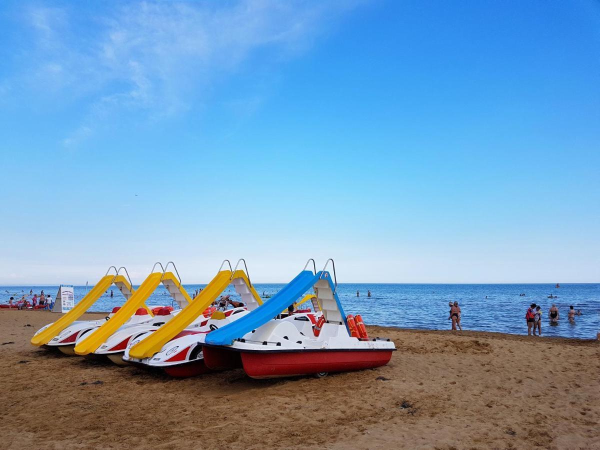 Апартаменты Pioppi Lido Altanea Каорле Экстерьер фото